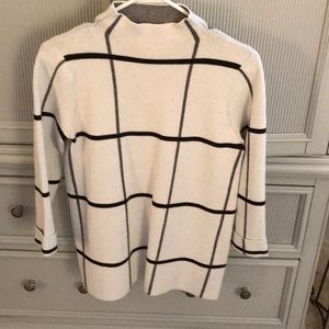 Tahari mock neck long sleeve plaid sweater